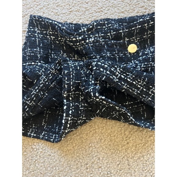 Weed Wrap Button Front High Waist Asymmetrical Shorts - Picture 3 of 7